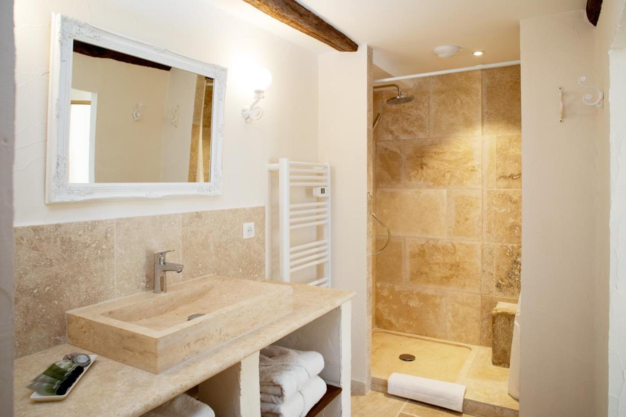 L'Hote Antique - Maison D'Hote- 4 Suites Avec Cuisine Pichanges Exteriör bild